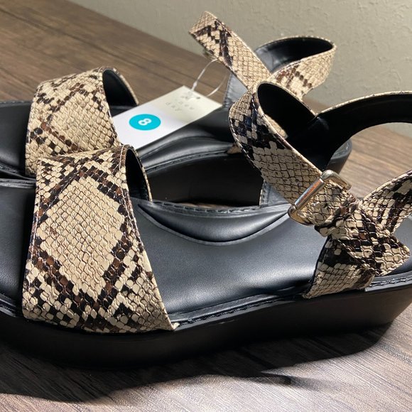 A-New Day - Ivy Heels Gray Snake Print - Picture 2 of 4